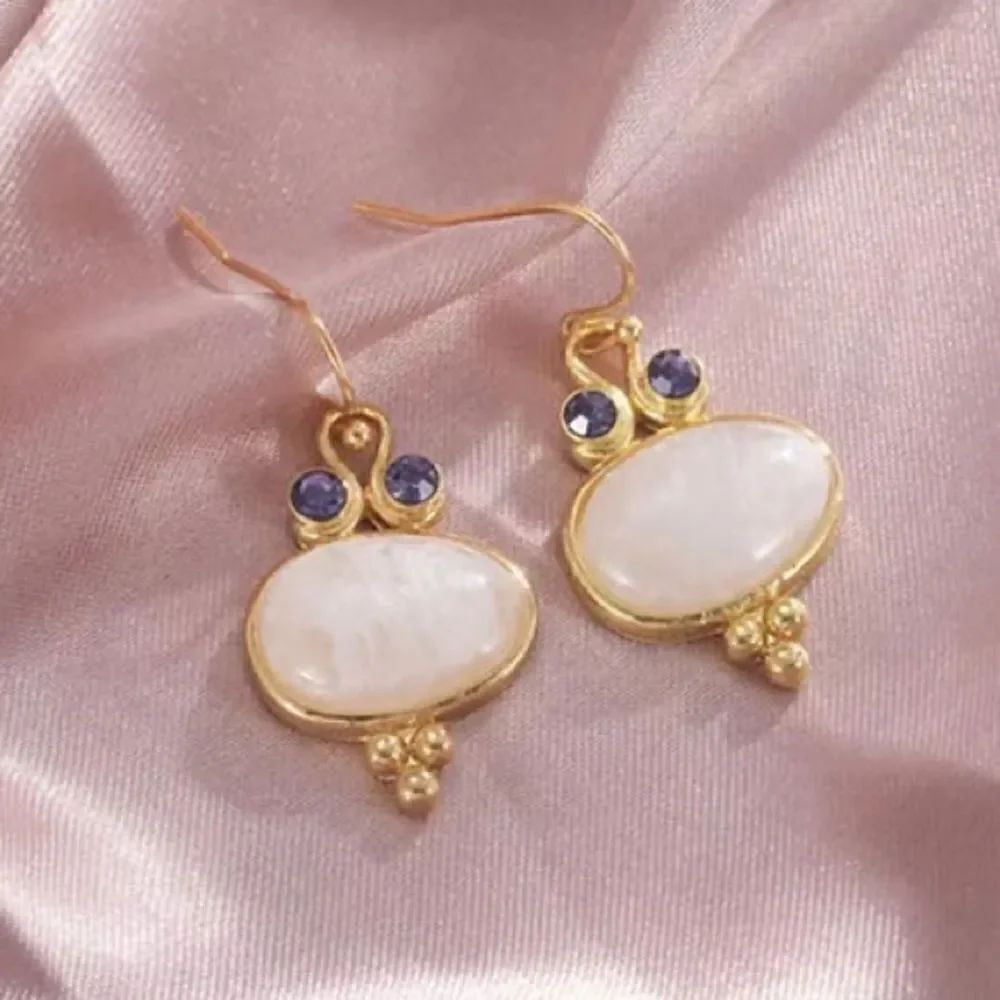 Stone dangle earrings #675